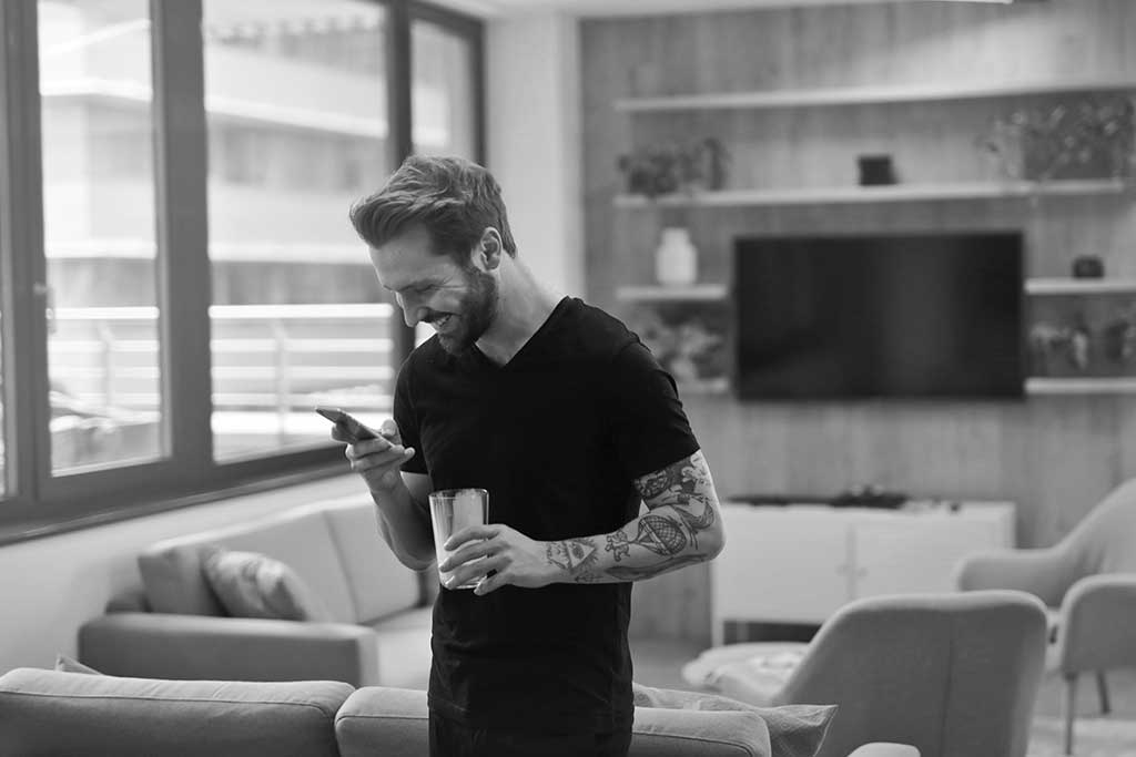 Entel, Claro y Movistar sufren revés en el TDLC: deberán desprenderse de bandas